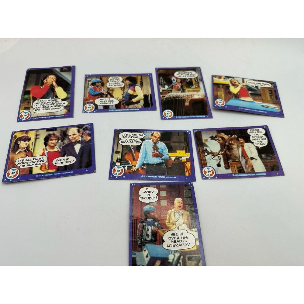 Lot of 8 cards -1978‎ Topps Mork And Mindy - Robin Williams